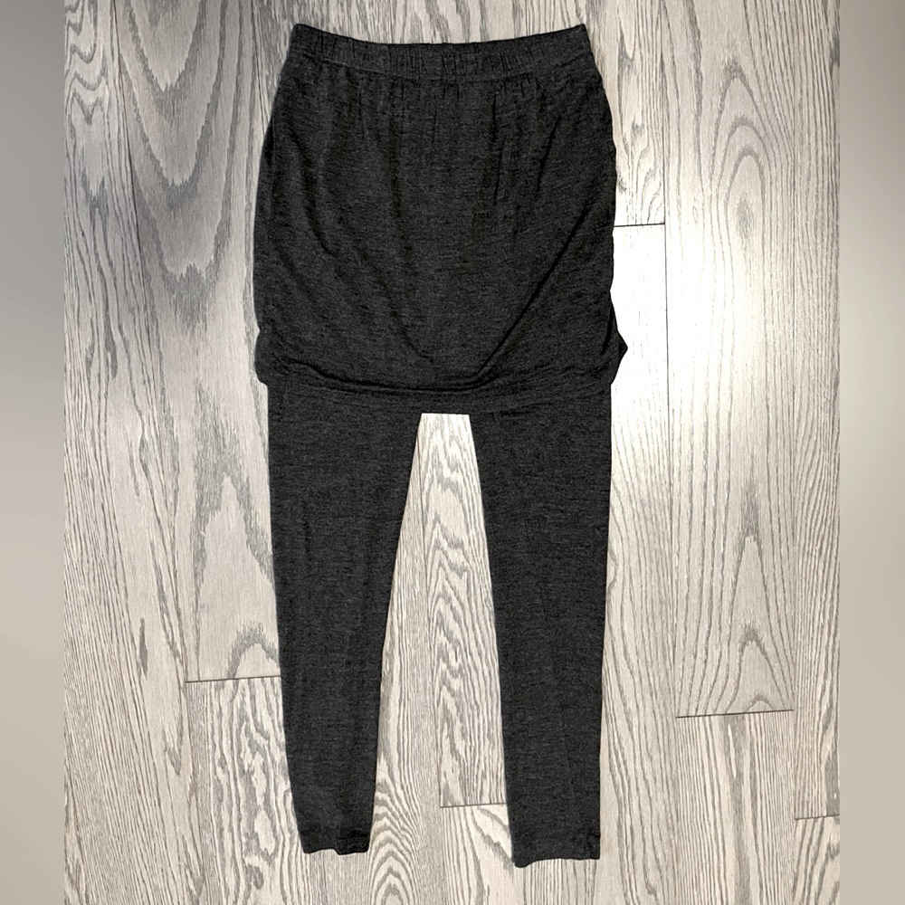 H&M: Leggings  with Skirt